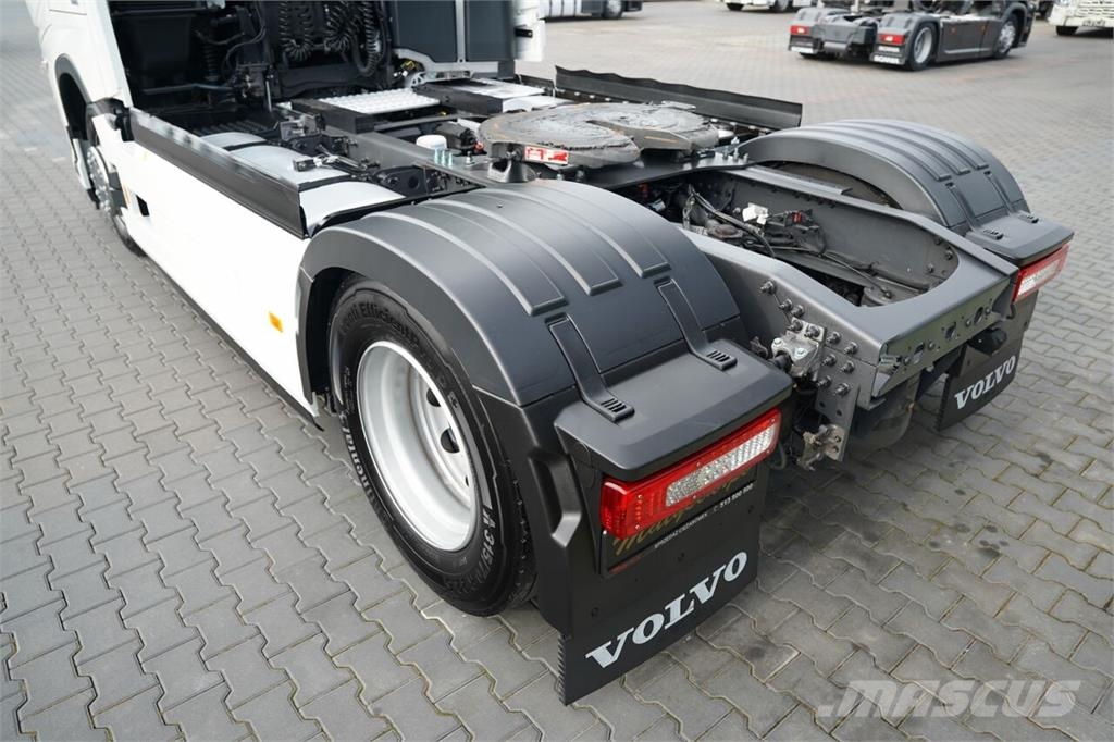 Volvo FH 500 / XXL / RETARDER / I-PARK COOL / I-SHIFT /  Vetopöytäautot