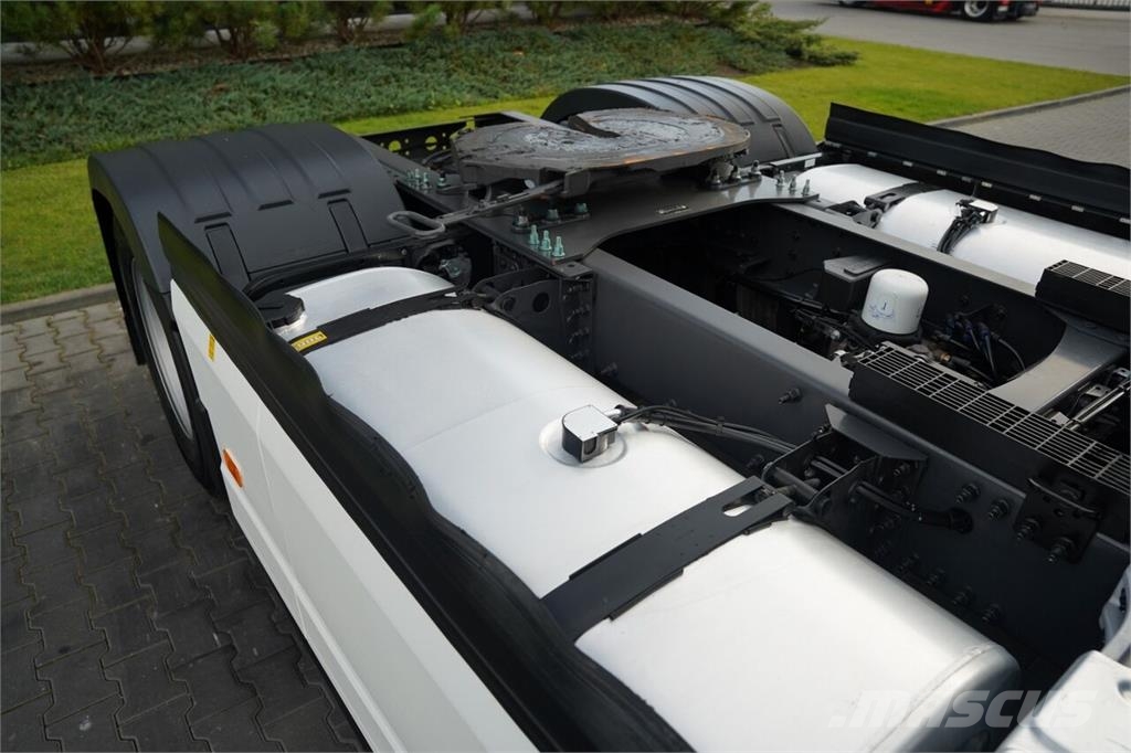 Volvo FH 500 / XXL / RETARDER / I-PARK COOL / I-SHIFT /  Vetopöytäautot