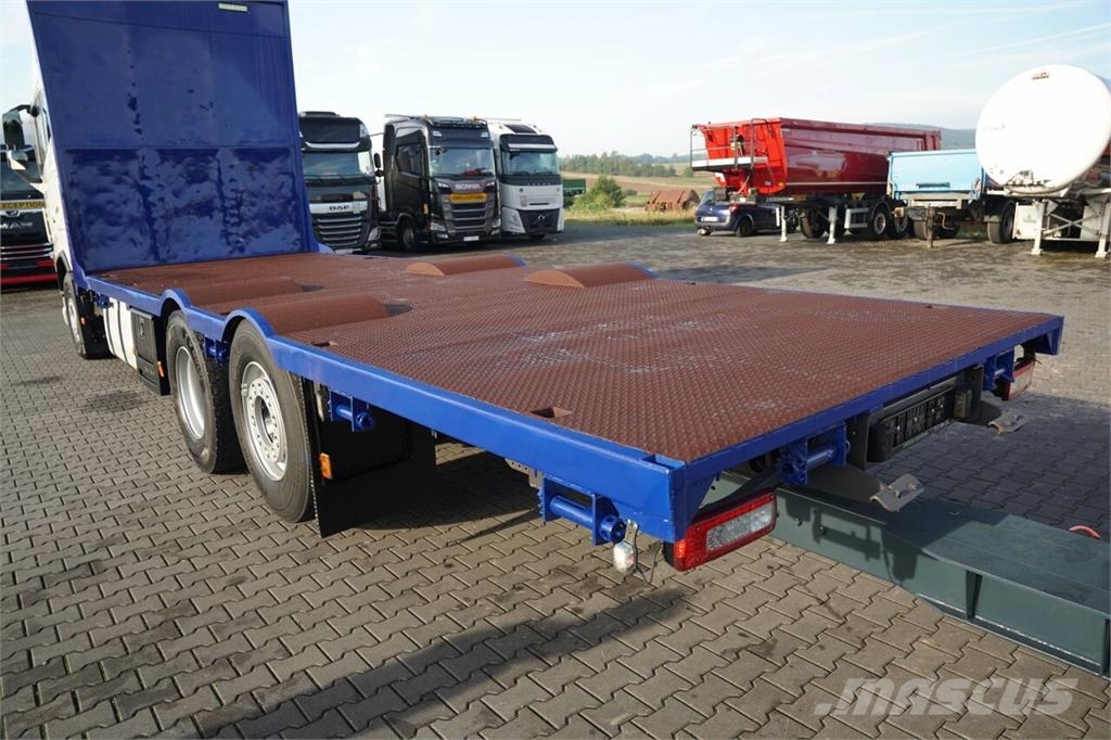 Volvo FH 650 Camion porte engin