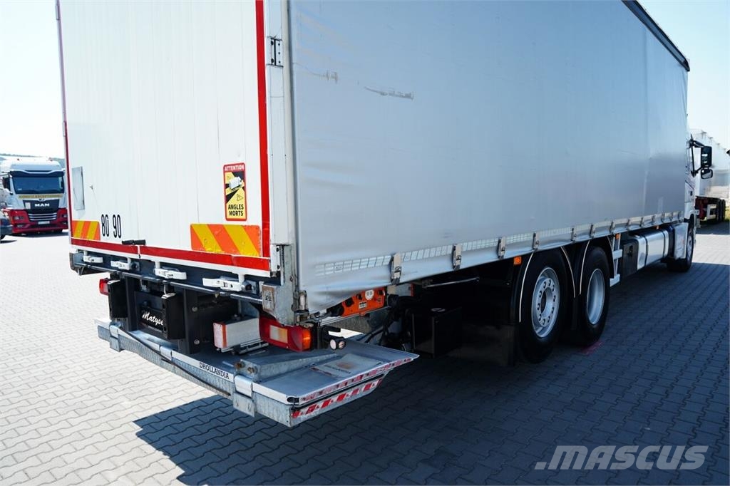 Volvo FM 370 Pritsche & Plane