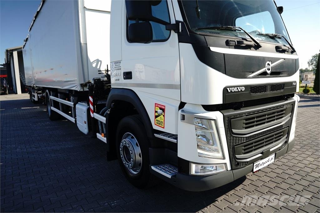 Volvo FM 380 Camion cu prelata