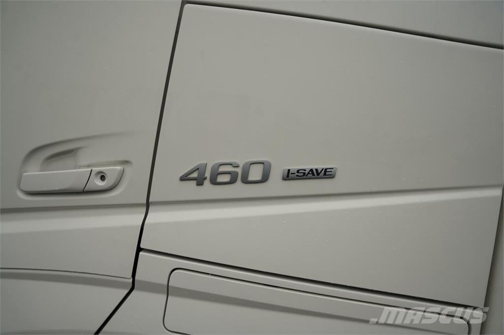 Volvo / MEGA / I-PARK COOL / I- SAVE / TV / EURO 6 Vetopöytäautot