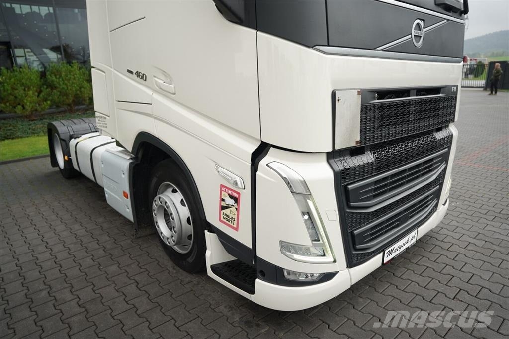 Volvo / MEGA / I-PARK COOL / I- SAVE / TV / EURO 6 Vetopöytäautot