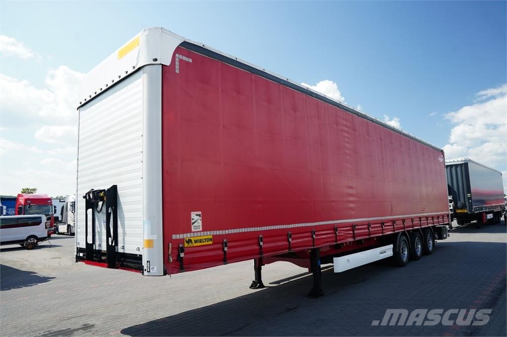Wielton Curtainsider semi-trailers