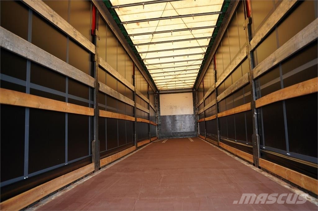 Wielton FIRANKA Curtainsider semi-trailers