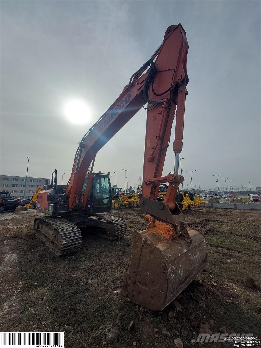Hitachi ZX210LCN-6 Bageri guseničari