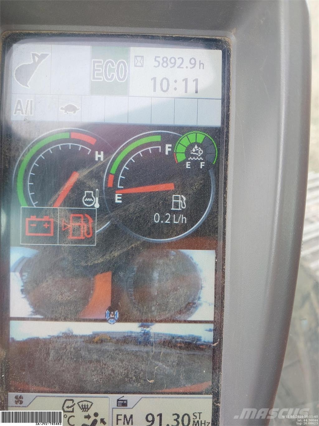 Hitachi ZX210LCN-6 Bageri guseničari