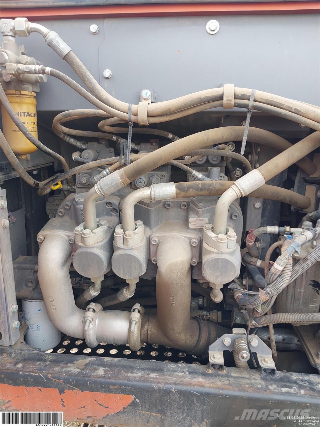 Hitachi ZX210LCN-6 Bageri guseničari