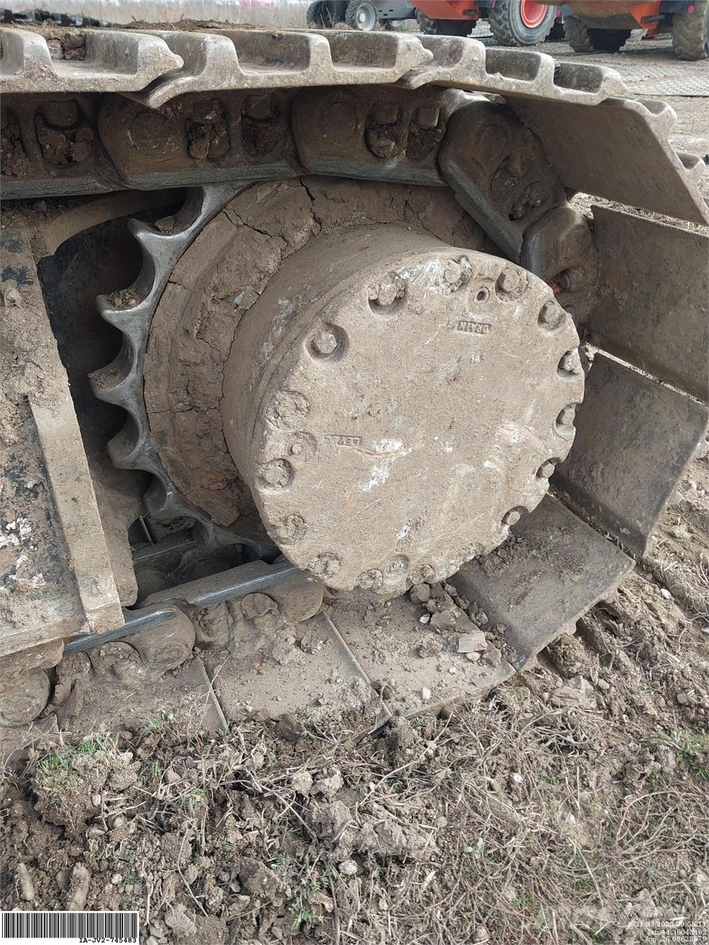 Hitachi ZX210LCN-6 Bageri guseničari