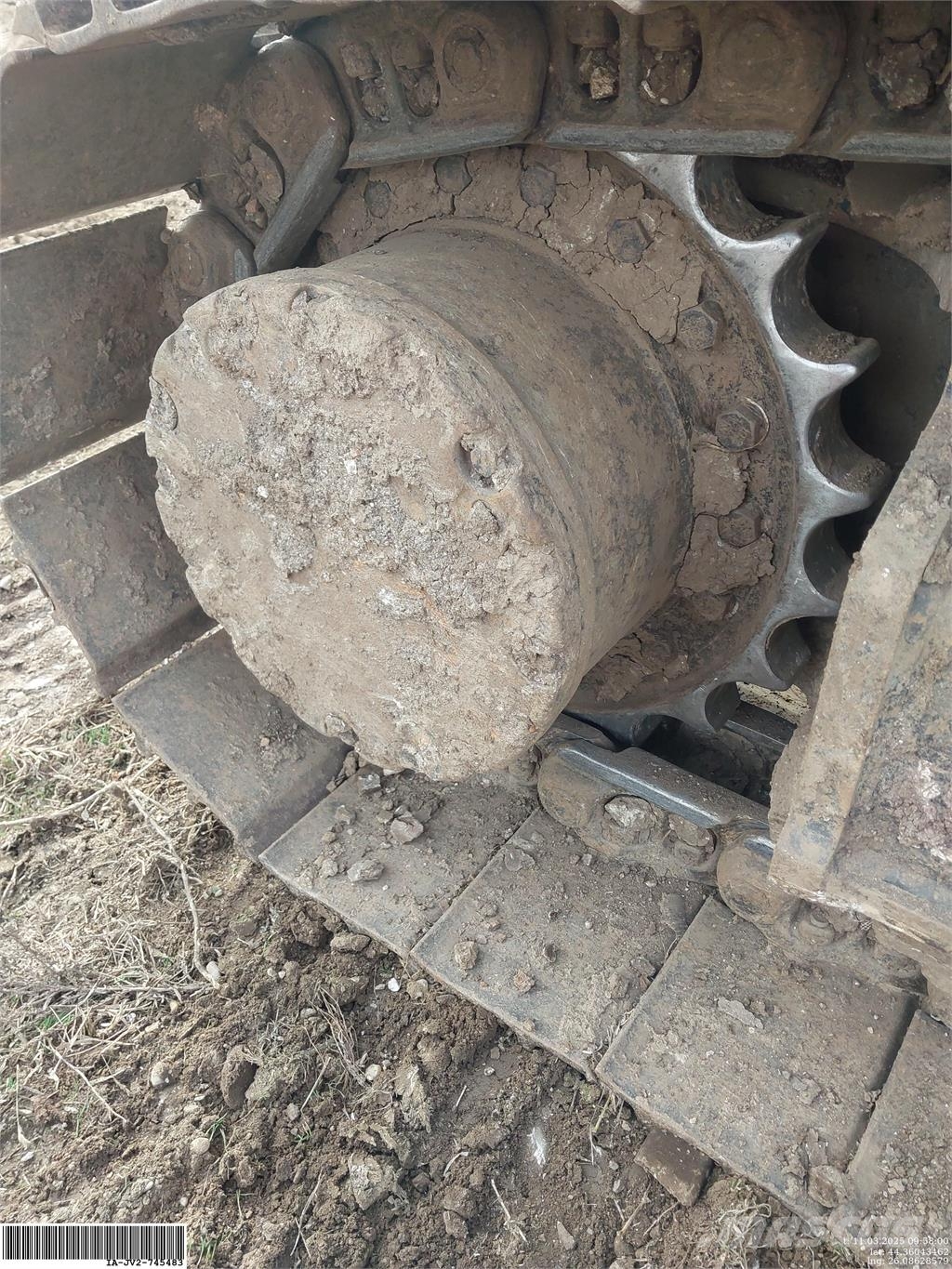 Hitachi ZX210LCN-6 Bageri guseničari