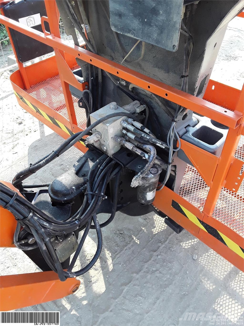 JLG 860SJ Kloubové plošiny