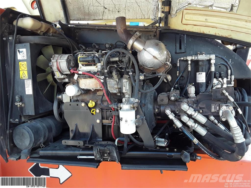 JLG 860SJ Kloubové plošiny