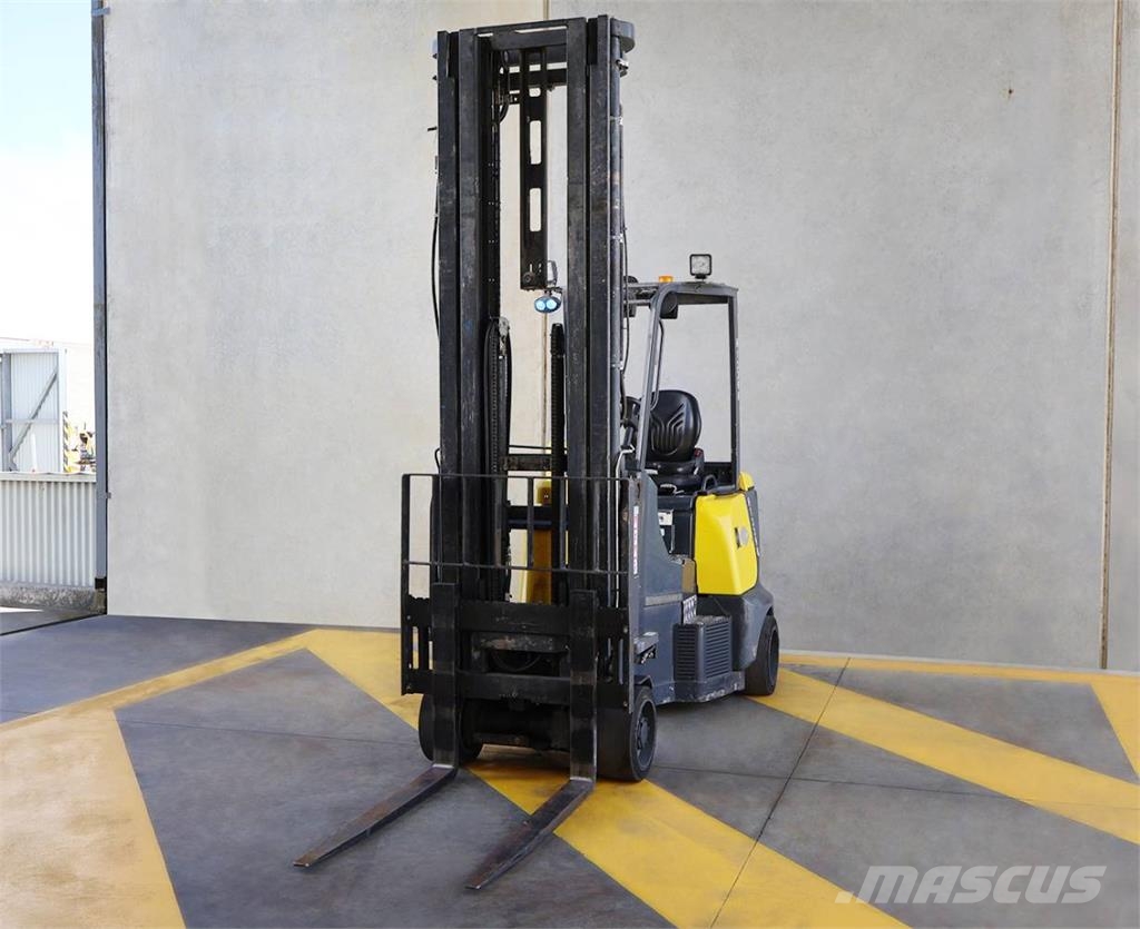 Aisle-Master 25WHE Electric forklifts