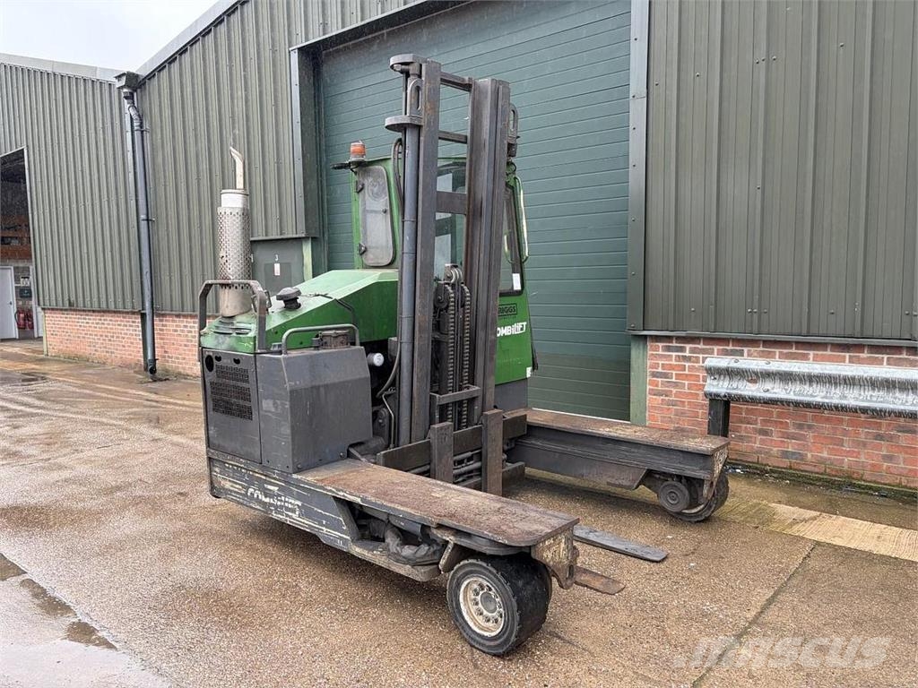 Combilift C5000D Nelitietrukit
