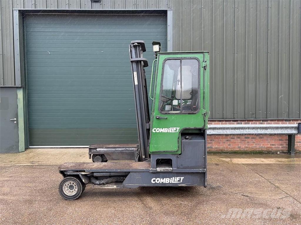 Combilift C5000D Nelitietrukit
