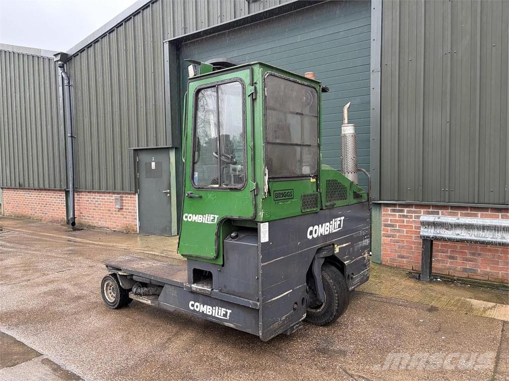 Combilift C5000D Nelitietrukit