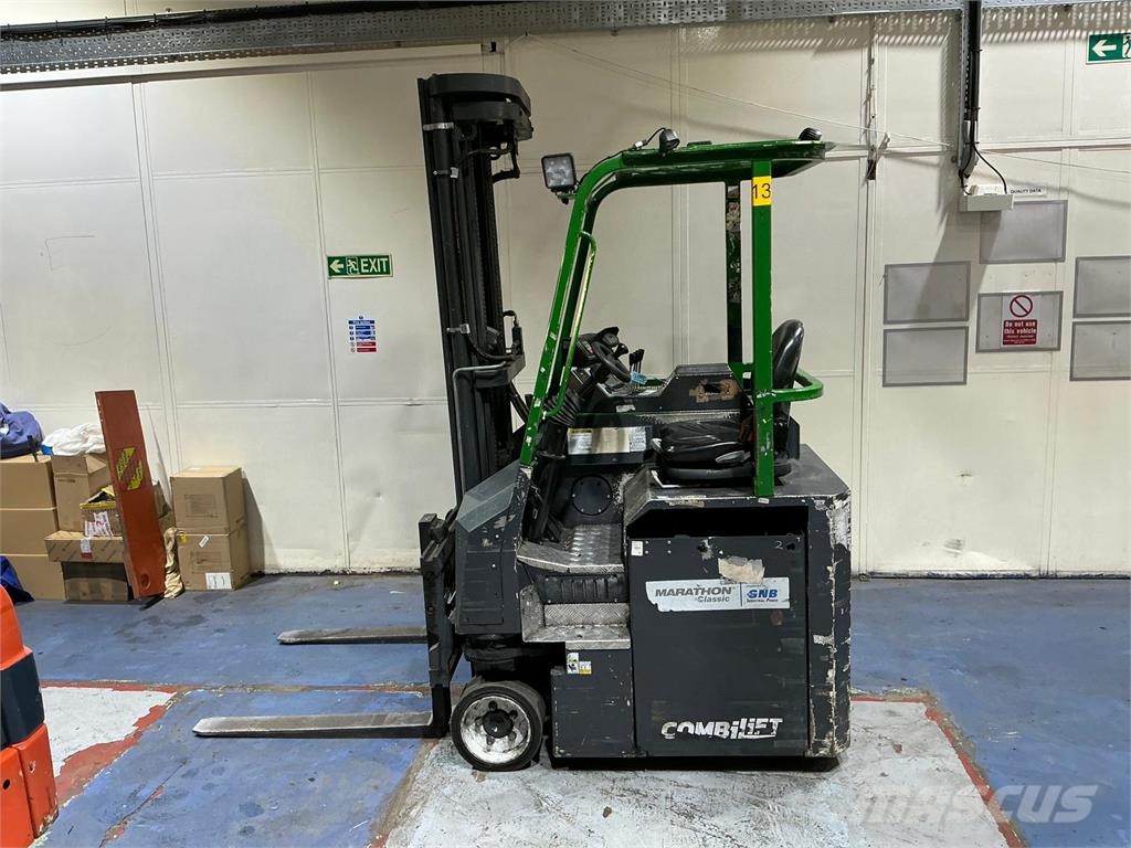 Combilift CBE3000 شاحنة المناولة رباعية الاتجاهات