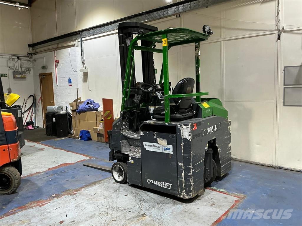 Combilift CBE3000 شاحنة المناولة رباعية الاتجاهات