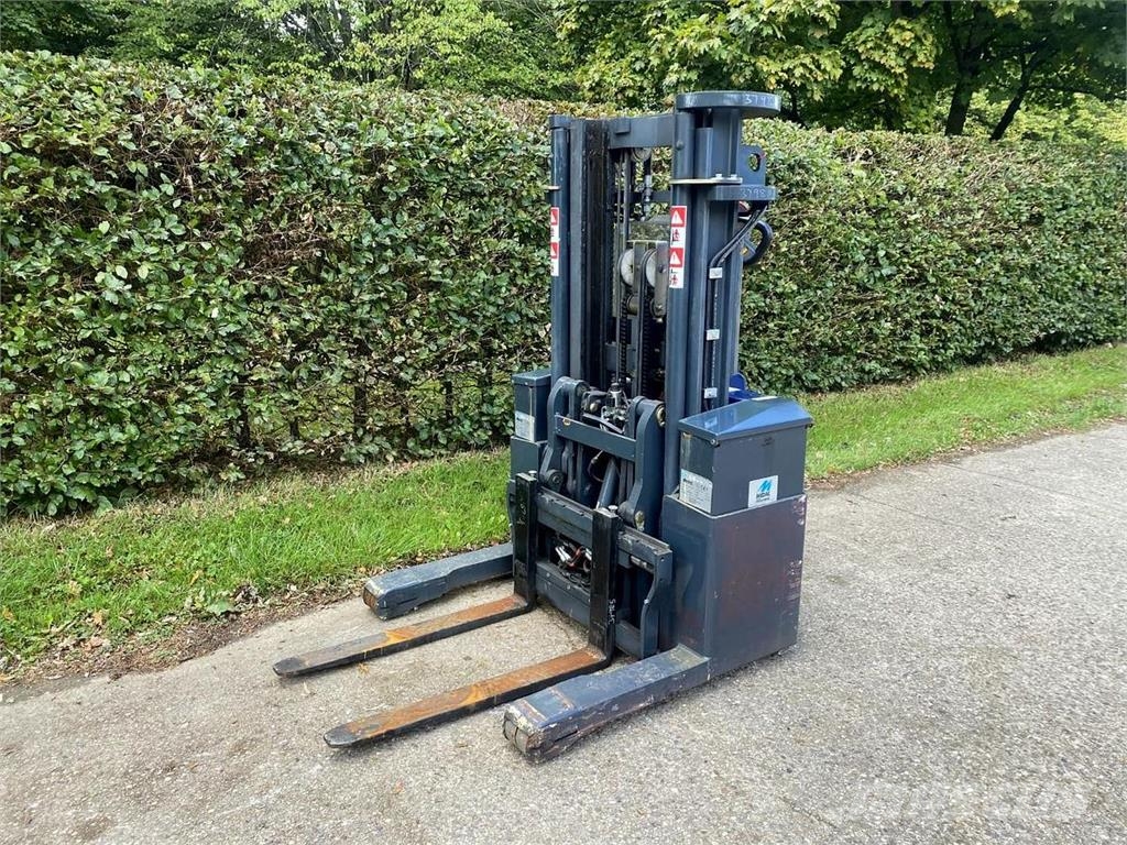 Combilift WR1000 Nelitietrukit