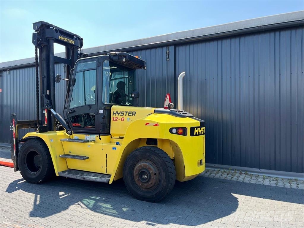 Hyster H12XM-6 Dieseltrukit
