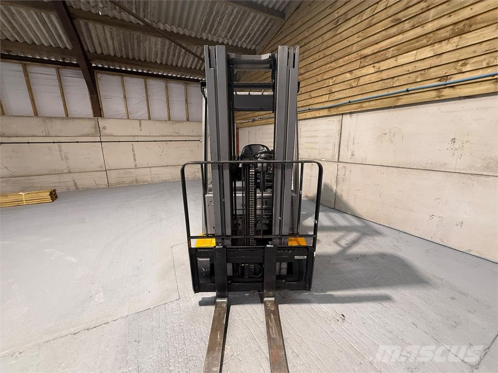 Jungheinrich EFG 215 Electric forklifts