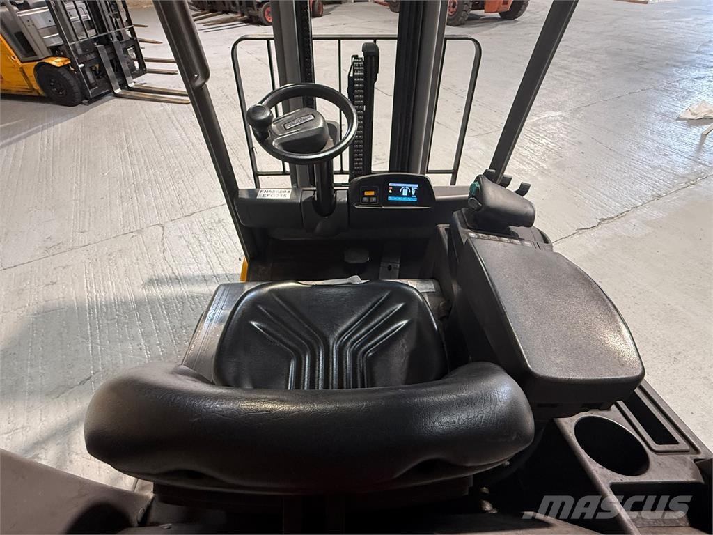 Jungheinrich EFG 215 Electric forklifts