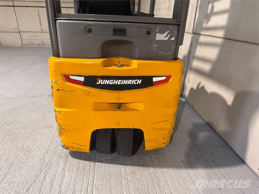 Jungheinrich EFG 215 Electric forklifts