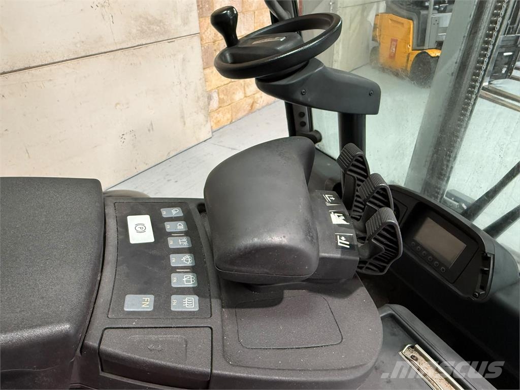 Jungheinrich EFG 216K Electric forklifts