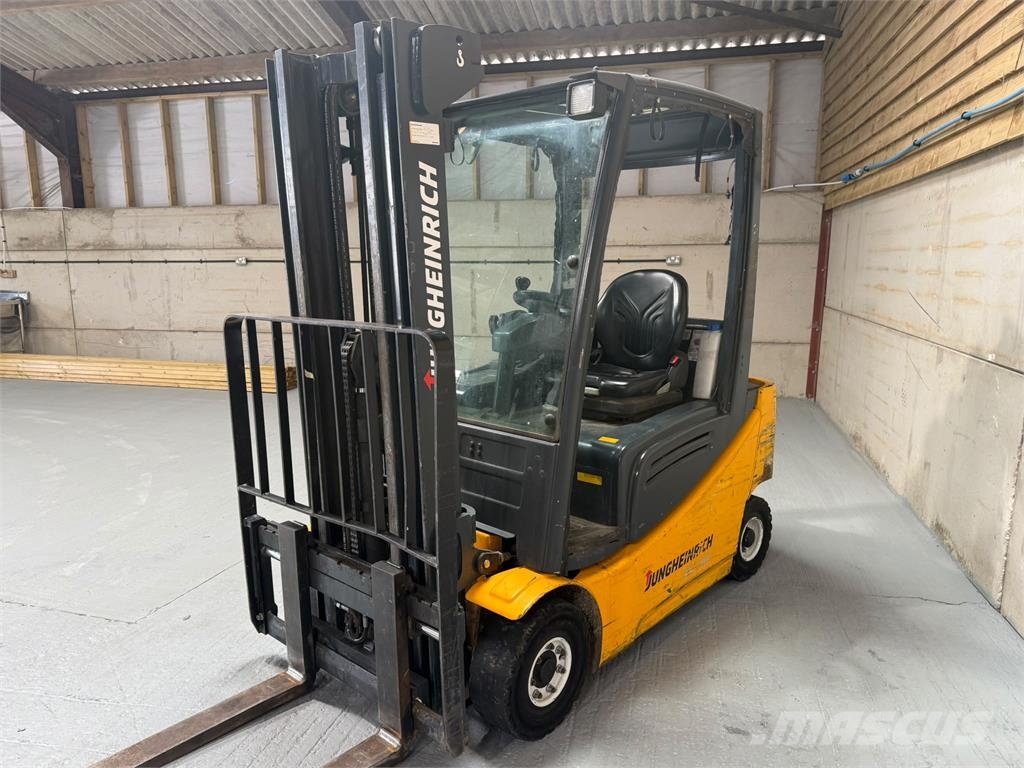 Jungheinrich EFG316 Electric forklifts