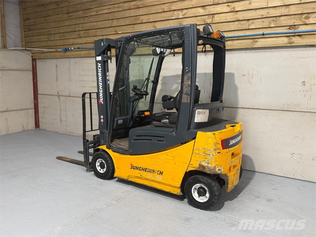 Jungheinrich EFG316 Electric forklifts