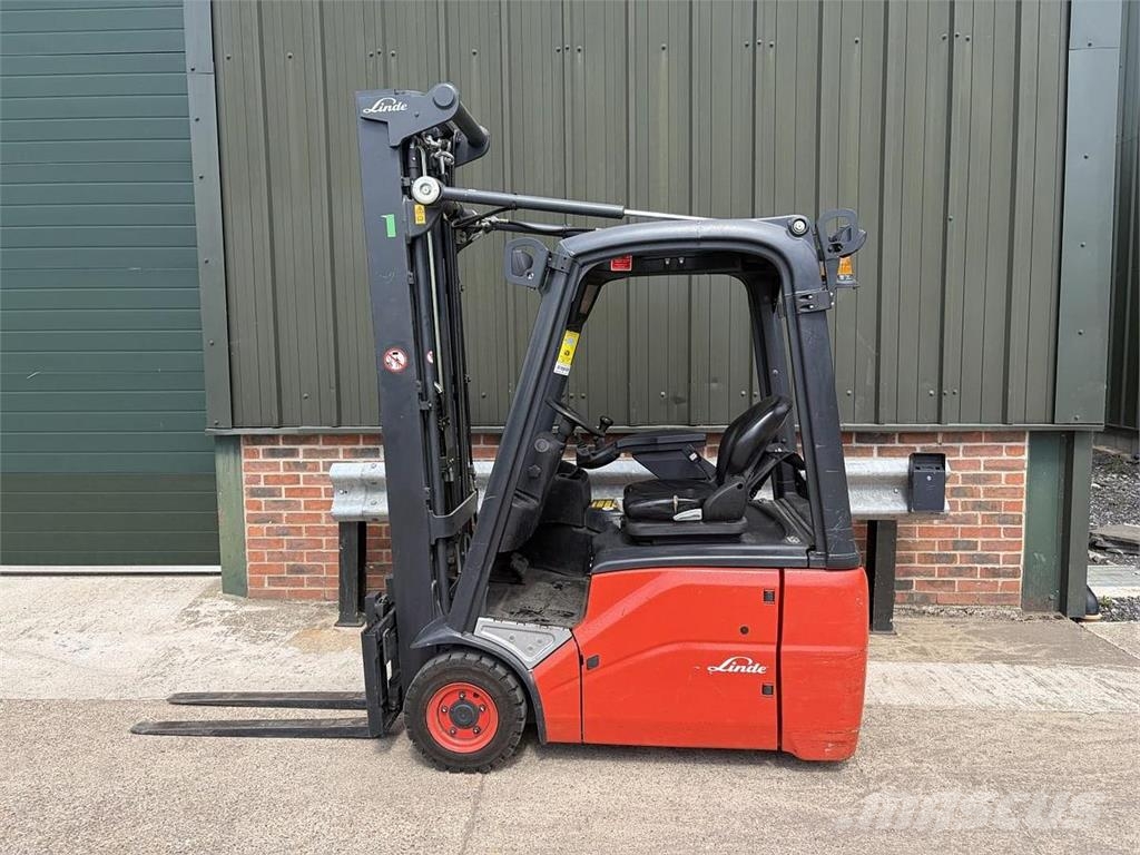 Linde E16C-01 Akumulátorové vozíky