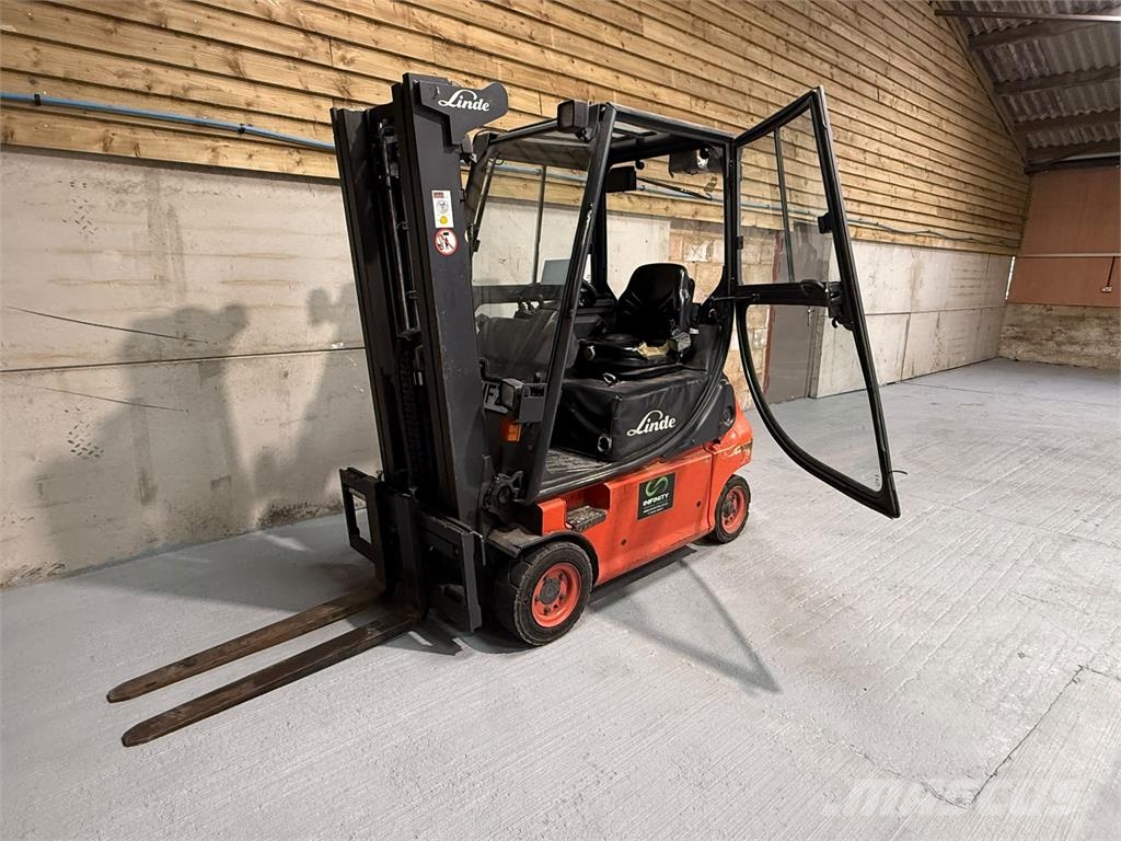 Linde E16P-02 Akumulátorové vozíky