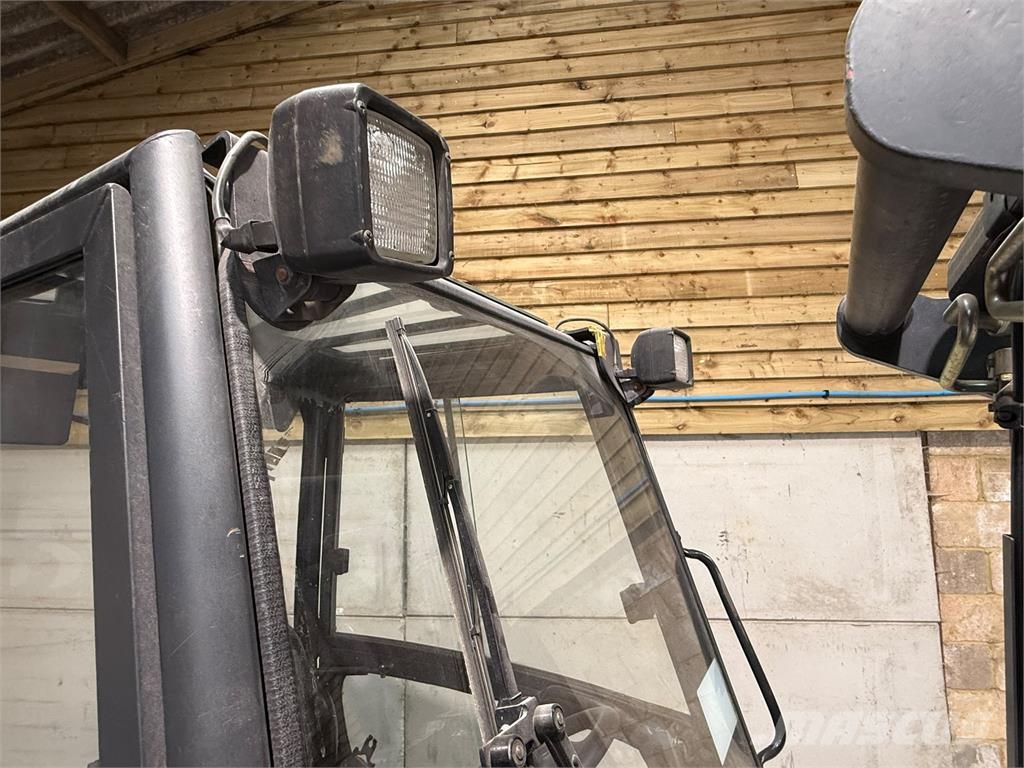 Linde E16P-02 Akumulátorové vozíky