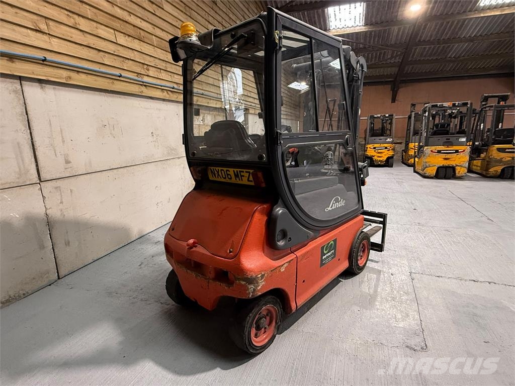 Linde E16P-02 Akumulátorové vozíky