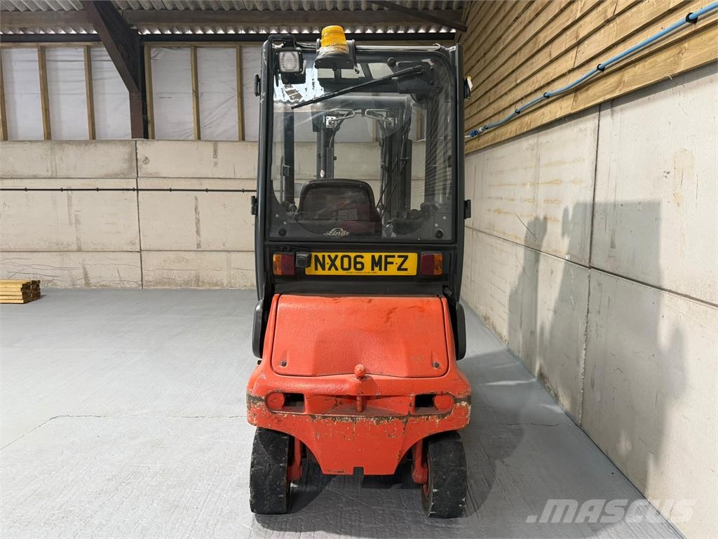 Linde E16P-02 Akumulátorové vozíky