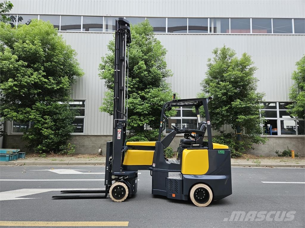 NaLift NL30 Articulated Forklift Sähkötrukit