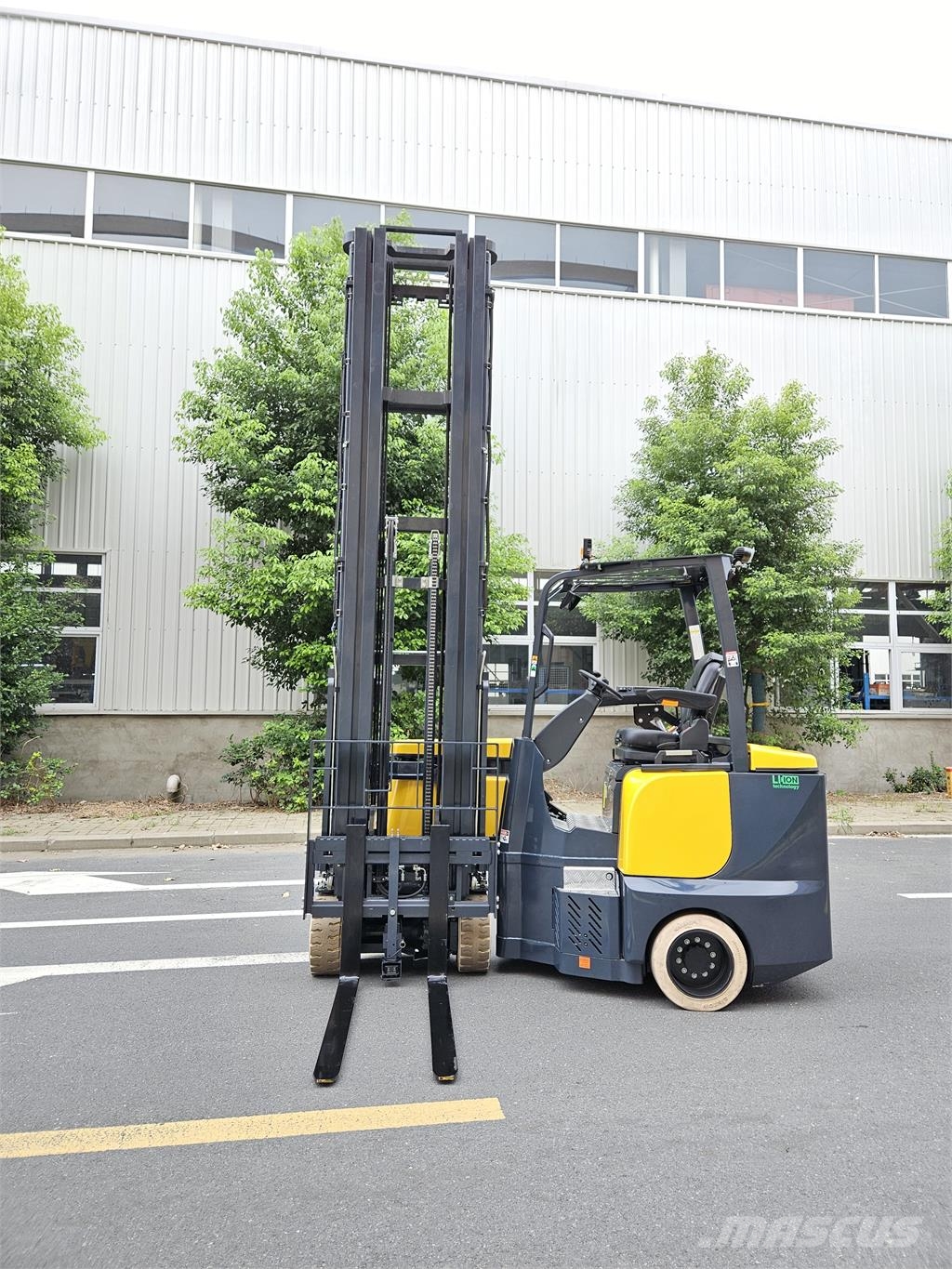 NaLift NL30 Articulated Forklift Sähkötrukit