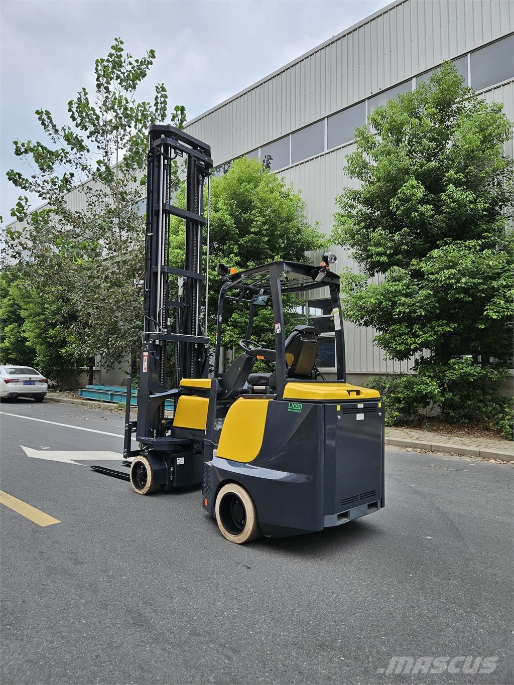 NaLift NL30 Articulated Forklift Sähkötrukit