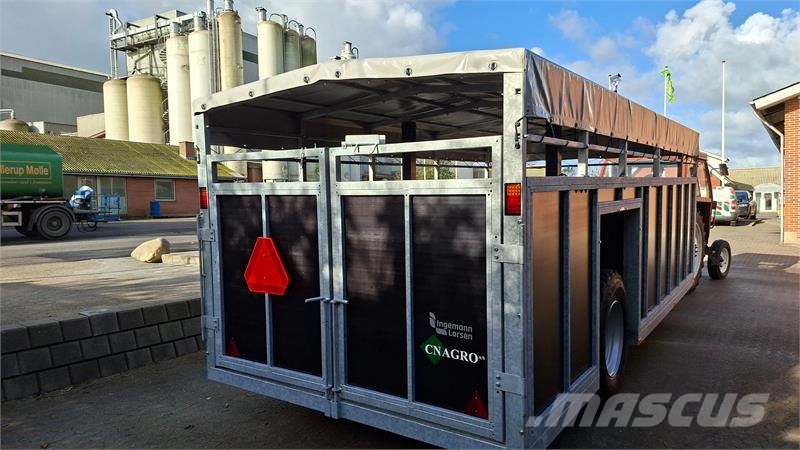 CN Agro Model D Weitere Anhänger