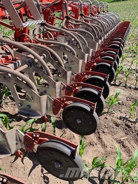 Gaspardo ***CropSeed*** Frøudstyr til radrenser معدات تنظيف الحبوب