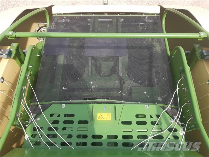 Krone Big Pack 1290 HDP II XC m. Balecollect 1230 Kanttipaalaimet