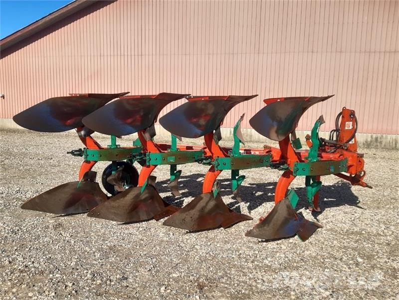 Kverneland 4 furet Reversible ploughs
