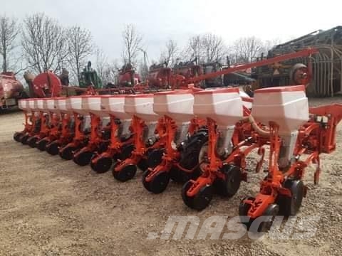 Maschio Gaspardo Manta XL 12 rk Mechanické sejačky