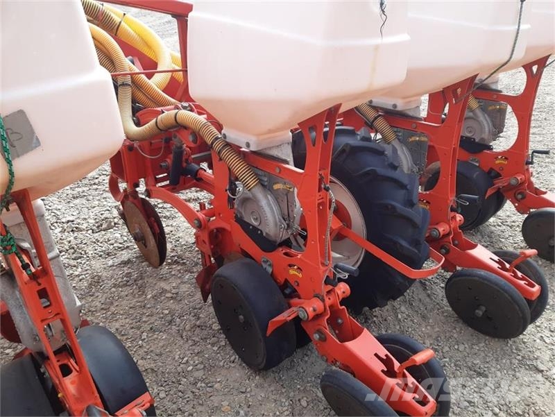 Maschio Gaspardo Manta XL 12 rk med PA1 fronttank Drillmaschinen