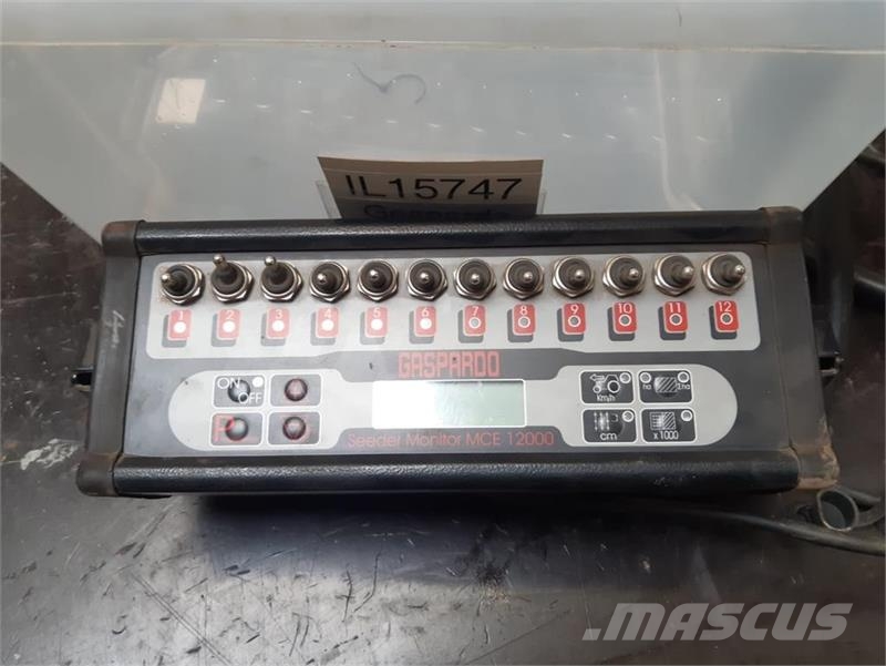 Maschio Gaspardo Manta XL 12 rk med PA1 fronttank Drillmaschinen