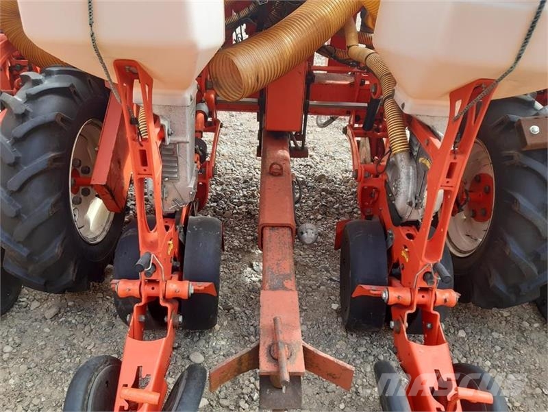 Maschio Gaspardo Manta XL 12 rk med PA1 fronttank Drillmaschinen