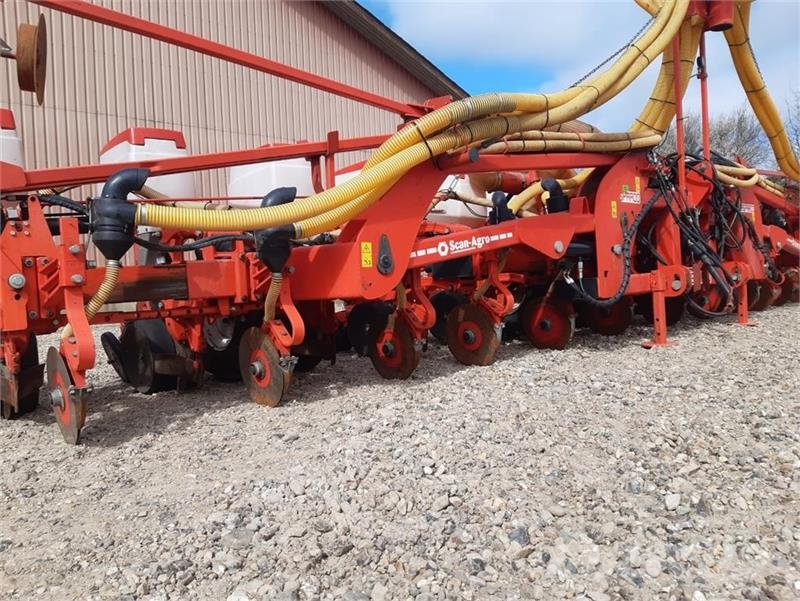 Maschio Gaspardo Manta XL 12 rk med PA1 fronttank Drillmaschinen