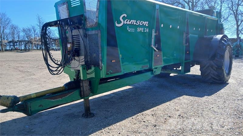 Samson SPE-24 Trosilniki gnoja