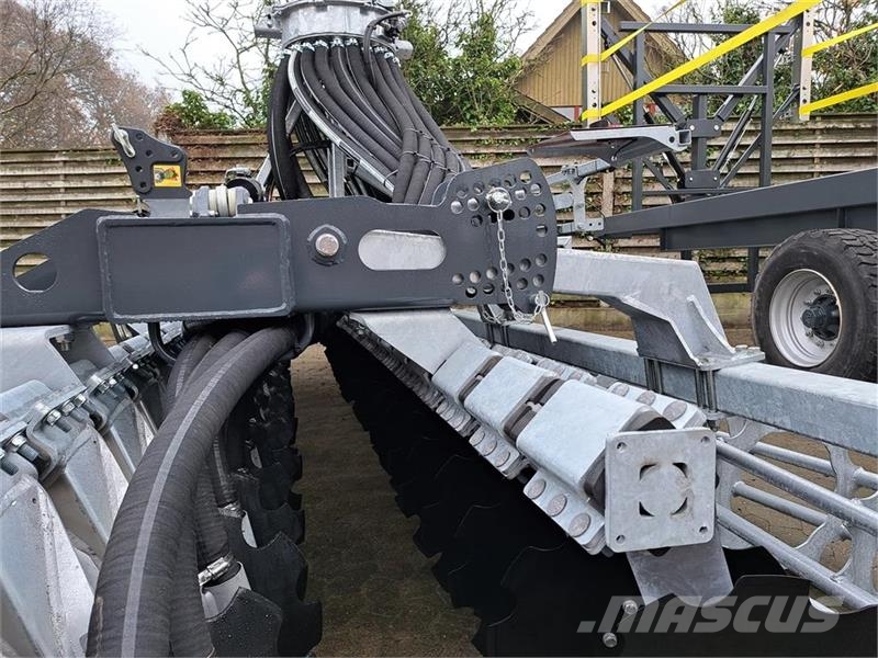 Volmer T-Rubber TRG W601 Slamtanker