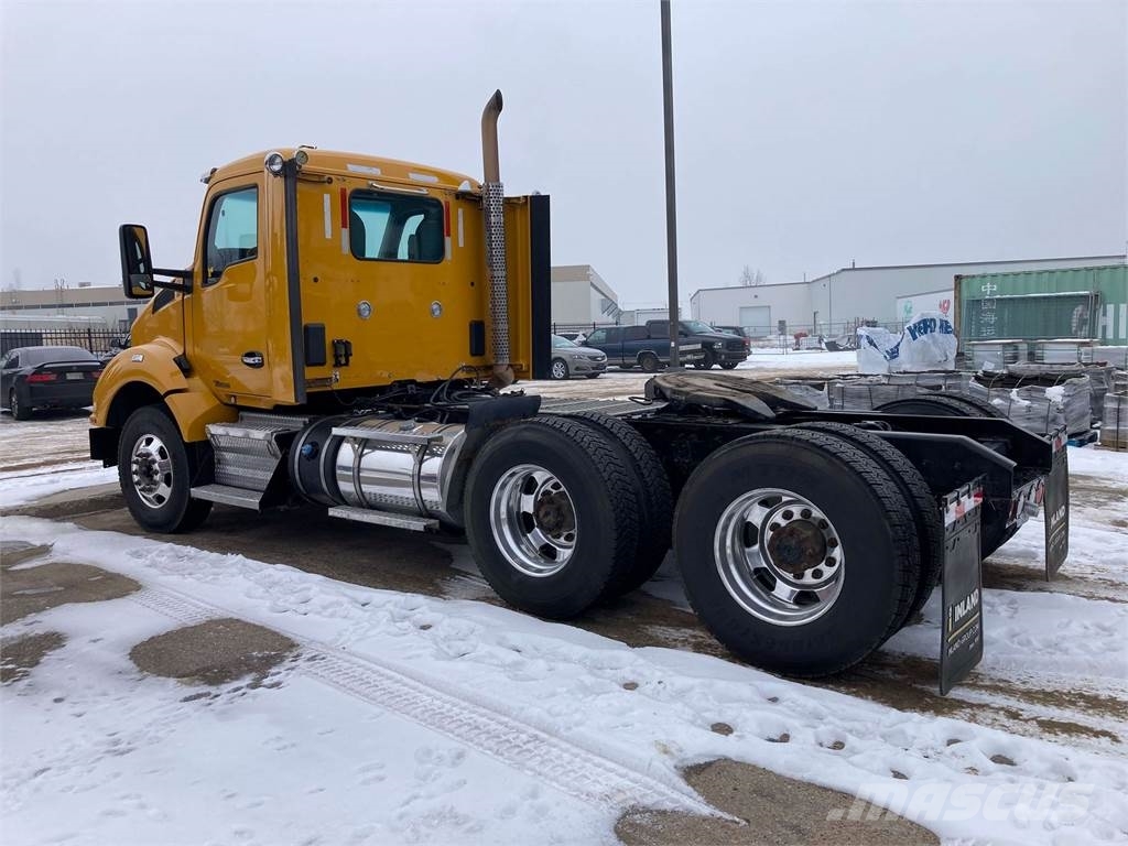 Kenworth T880 Tractor Units